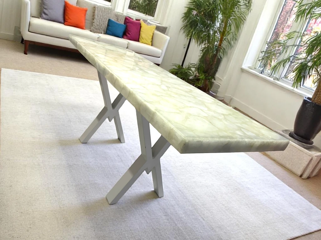 Luxurious White Quartz Living Room Dining Table 